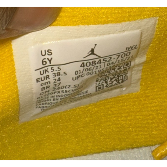 Jordan 4 Size 6Y Lightning Grade School 408452-700 Air Jordan Retro Womens 7.5 - Picture 9 of 9